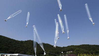 Corea del Norte envía otra vez globos con desechos y paraliza el tráfico aéreo en Corea del Sur