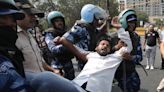 La oposición india se une contra el arresto del jefe de Gobierno de Nueva Delhi
