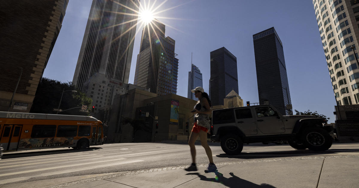 Record-high temperatures set throughout Los Angeles County amid heat wave