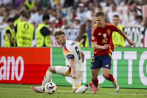 Manchester City scouts present at major European Championship clash to watch 505-appearance midfielder