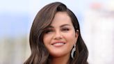 Selena Gomez Claps Back at Plastic Surgery Speculation - E! Online