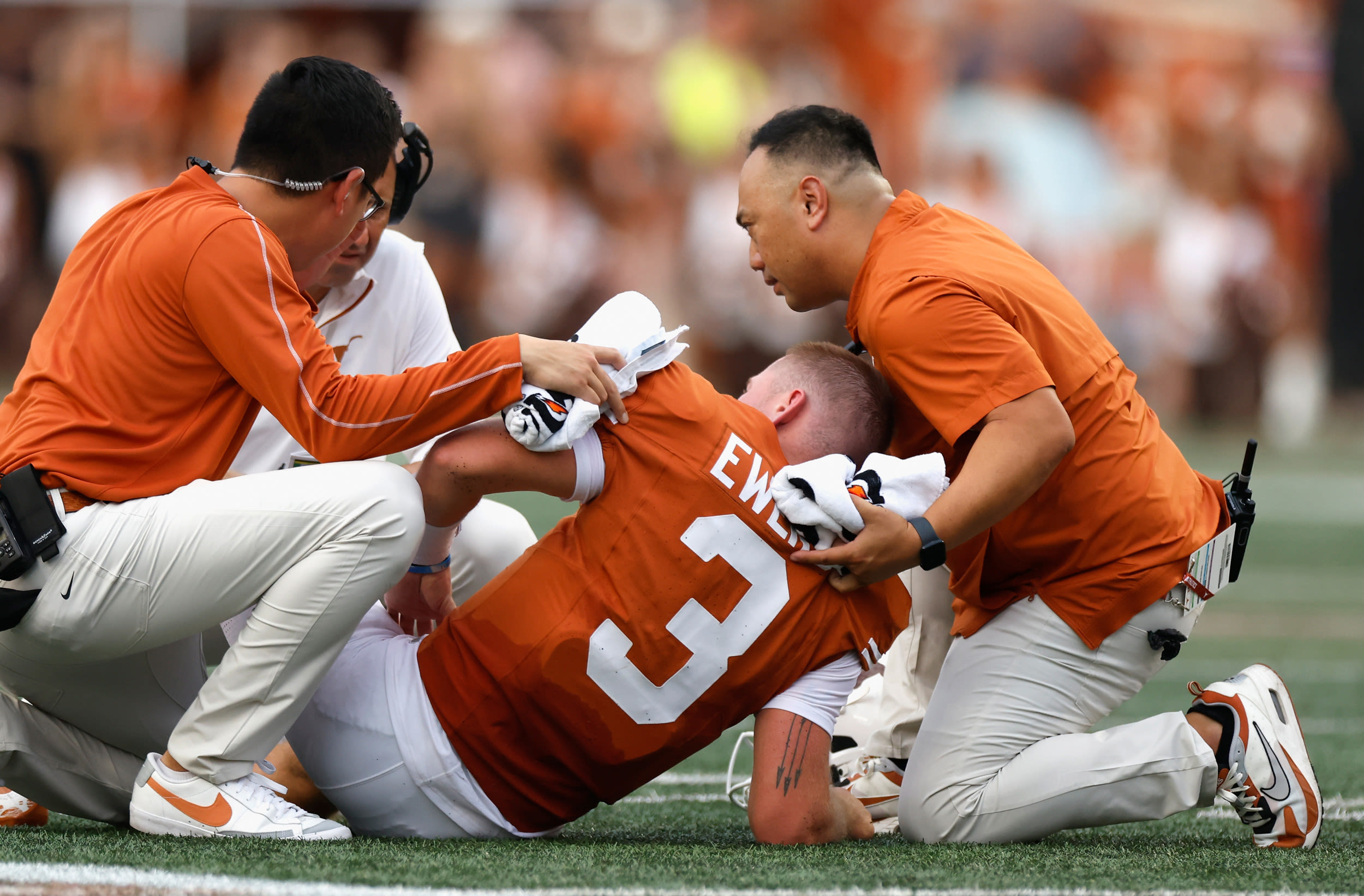 Texas Football Star QB Quinn Ewers' Status For Week 4 Revealed