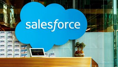 Salesforce's Free Cash Flow Could Double by 2029 Amid AI Push, Analyst Says While Upgrading Stock