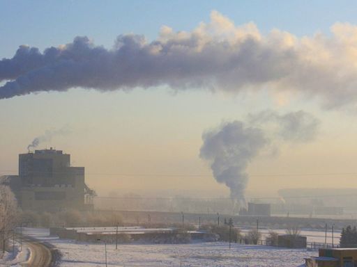 Los países de la UE van rezagados en la reducción de emisiones de carbono, según la Comisión