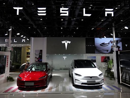 Tesla deliveries set to fall for second straight quarter