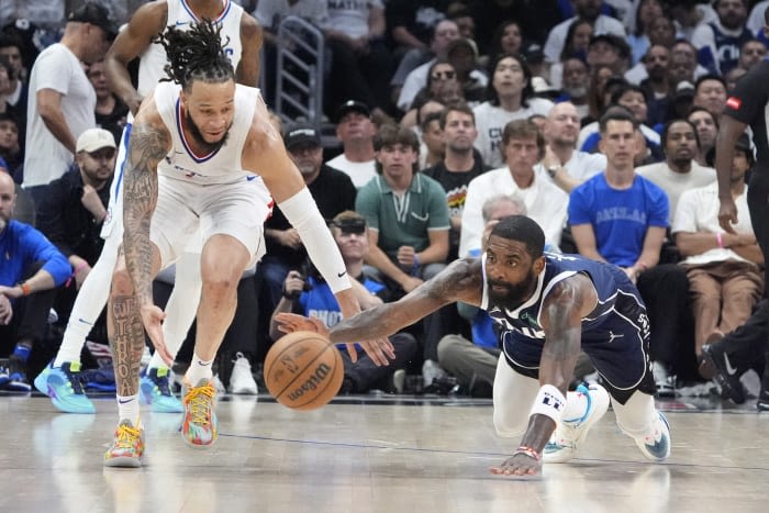 Luka Doncic scores 35 points, leads Mavericks to 123-93 victory and 3-2 series lead over Clippers