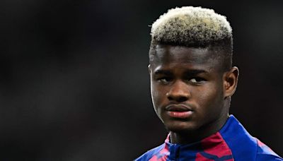 Barcelona request fee of more than €15m for Manchester United target Mikayil Faye