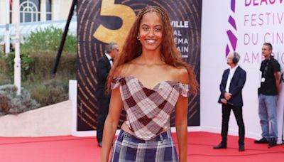 Festival de Deauville : Malia Ann Obama, la fille de Barack et Michelle, fait sensation dans un ensemble à carreaux Vivienne Westwood