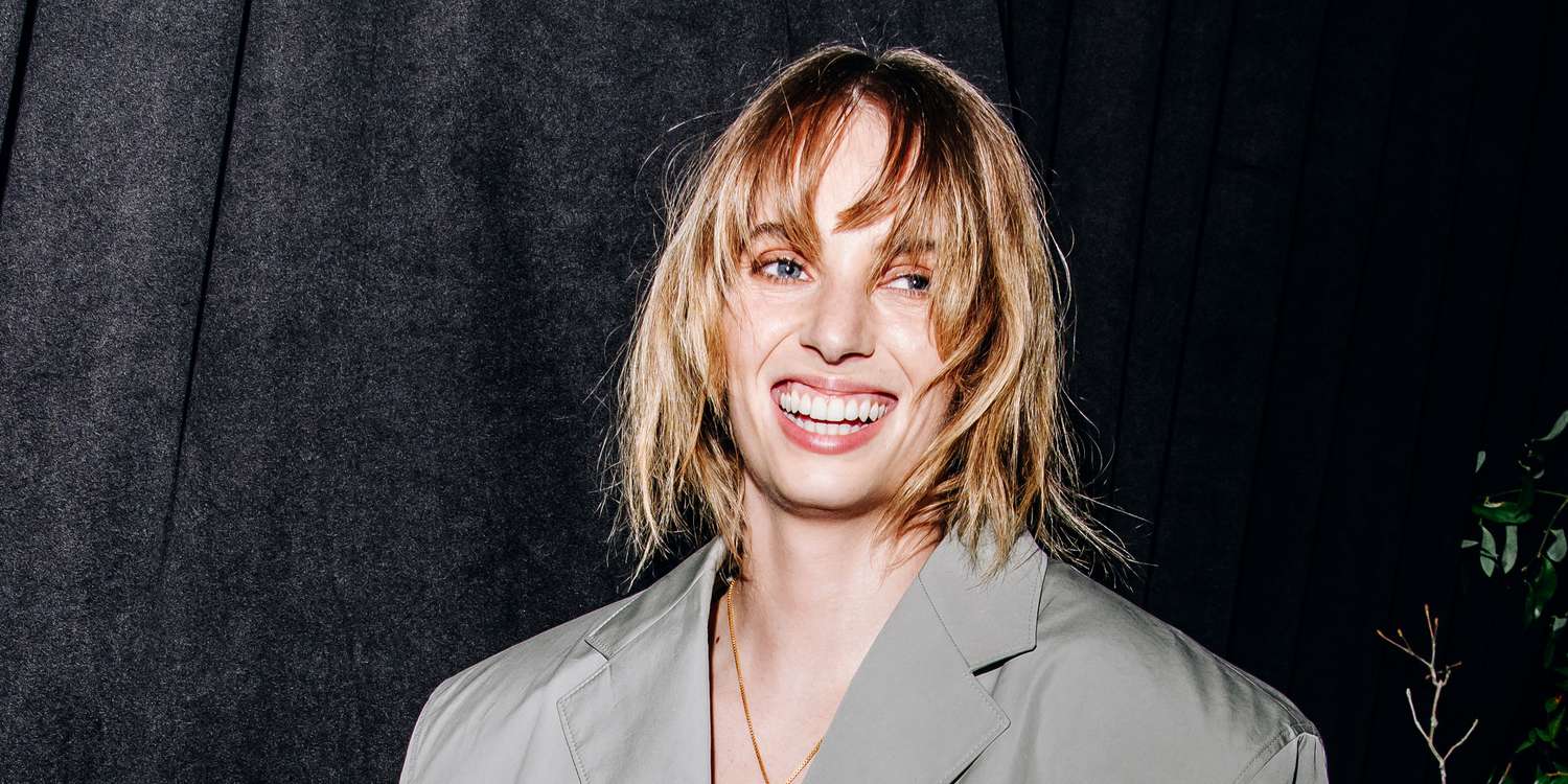 Maya Hawke Just Revealed That She's "Comfortable" With Being a Nepo Baby