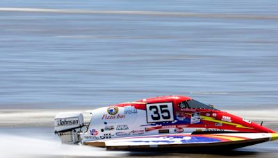 Photos: Alton hosts the Midwest Nationals of the Formula One Power Boat Championship