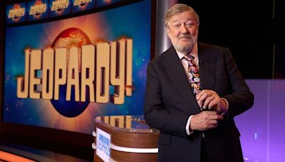 Jeopardy! with Stephen Fry renewed for series two