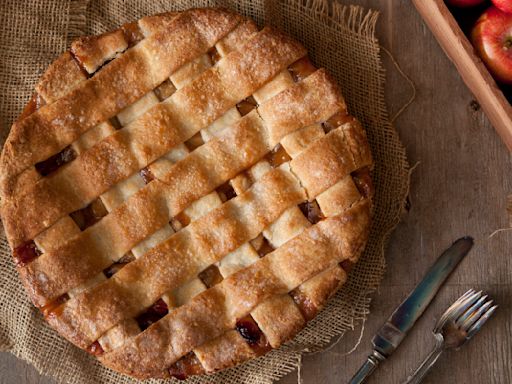 The Secret Ingredient For The Absolute Best Apple Pie