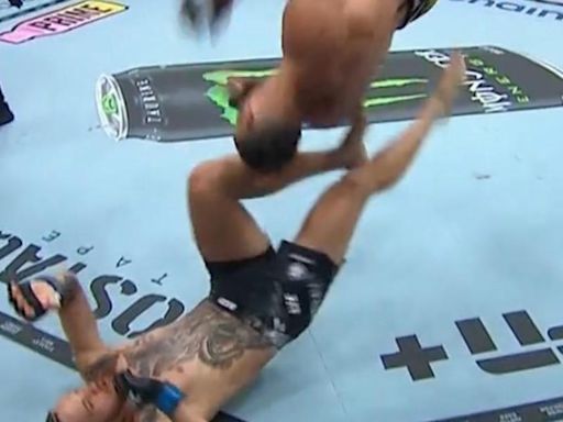 'Backflip' y guillotina: la brutal sumisión de Michel Pereira en menos de un minuto en el UFC 301