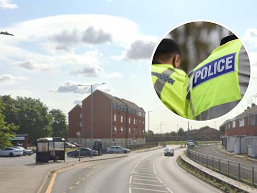 Attempted murder probe as knifepoint robbery suspects rammed off road in Basildon