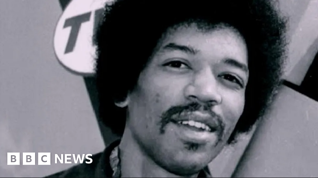 Colchester schoolgirl's Hendrix autograph sells for £2,000