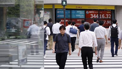 Asian stocks edge higher for 5th day as China stimulus-led rally continues