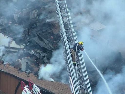 Crews battle flames at Pleasant Valley Baptist Church in Dallas