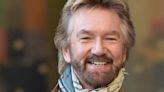 Noel Edmonds confuses fans with bizarre photo