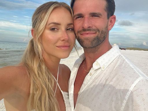 Bachelor Nation's Jed Wyatt Marries Ellen Decker in Tennessee Wedding