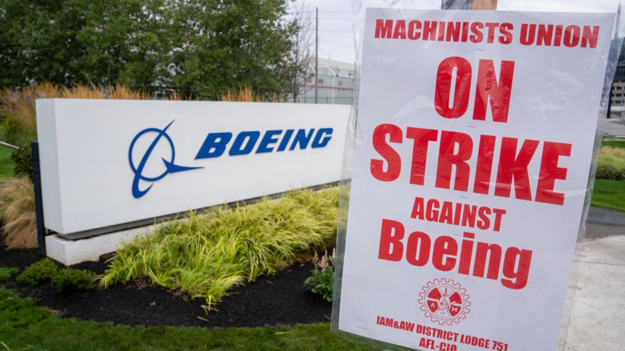 Boeing to begin 'large number' of furloughs to save money during machinists' strike