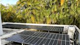 Placas solares y generadores, indispensables en un Puerto Rico de apagones