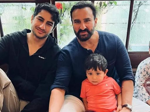 Saif Ali Khan recalls being warned by mom Sharmila Tagore’s friend; describes sons Ibrahim, Taimur, Jeh ‘more sorted than him’ | Hindi Movie News - Times of India