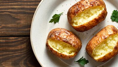 Can And Should You Freeze Baked Potatoes?