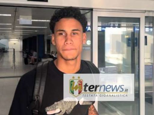 Video: Alex Perez lands to complete Inter transfer