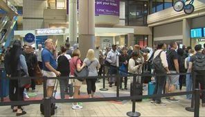 Memorial Day weekend traffic rush hits Pittsburgh International Airport, PA Turnpike