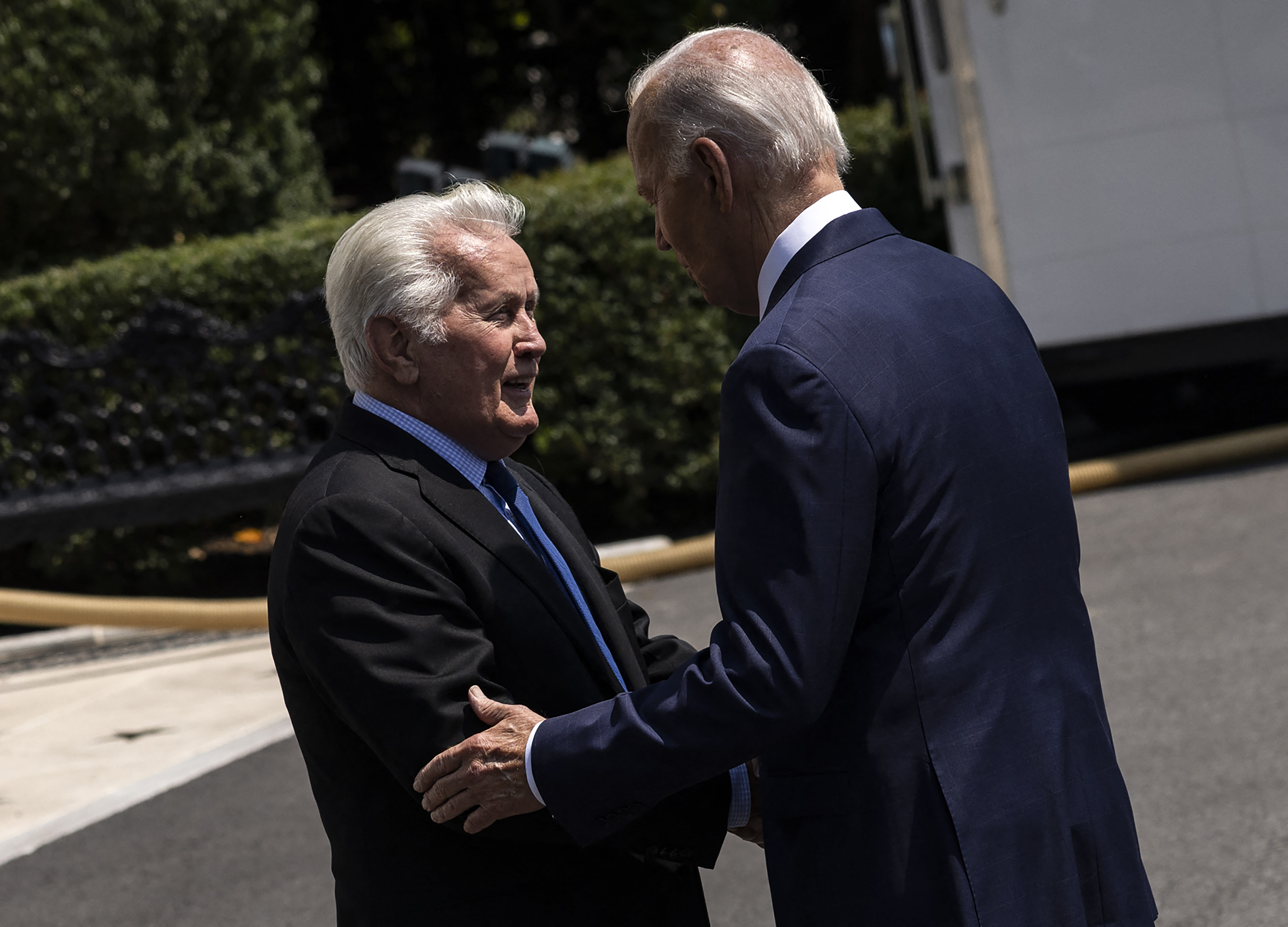 Joe Biden Meets With Martin Sheen In Brief White House ‘West Wing’ Moment