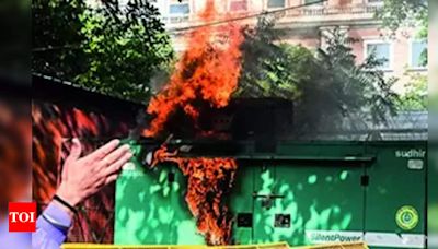 Generator catches fire near AAP office on Rouse Avenue Rd | Delhi News - Times of India