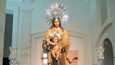 Como cada 16 de julio, la Virgen del Carmen procesiona por las calles de Jaén