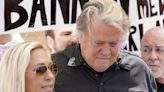 Steve Bannon, exasesor de Trump, llega a prisión para cumplir con una condena de 4 meses