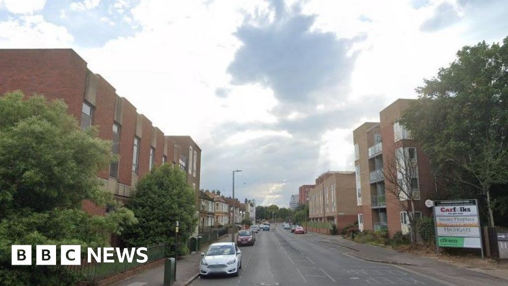 Police appeal for witnesses after machete fight in Southend