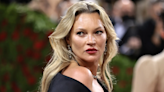 Kate Moss sale en defensa de Johnny Depp durante juicio contra Amber Heard