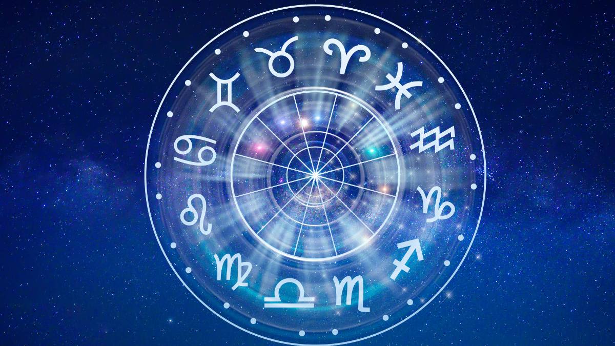 What's My Rising Sign? Everything to Know, According to an Astrologer