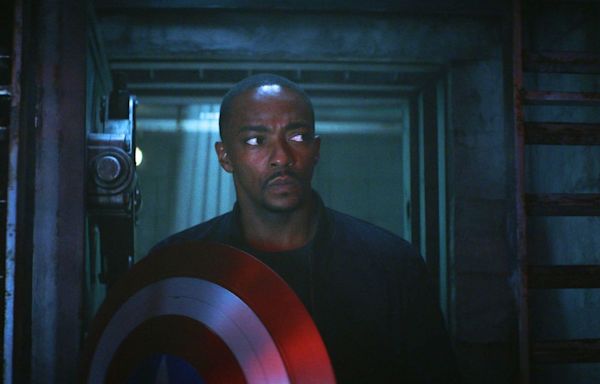 Check Out Anthony Mackie’s New ‘Captain America’ Suit in ‘Brave New World’ Set Images