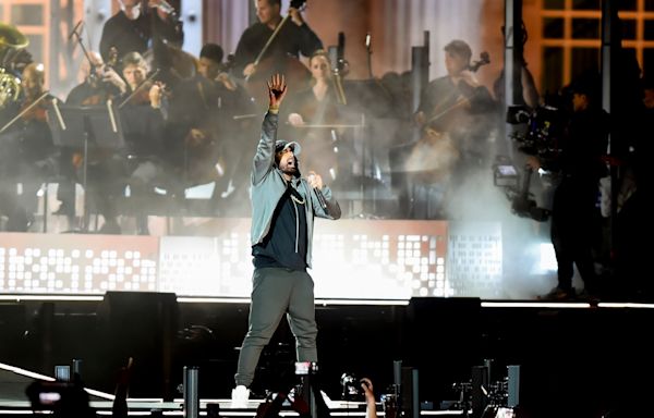 Eminem dethrones Taylor Swift’s three month reign atop the Billboard Chart