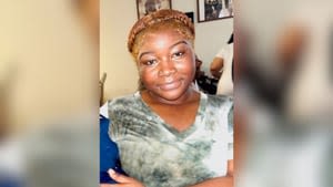 Missing 15-year-old Charlotte girl reunited with family