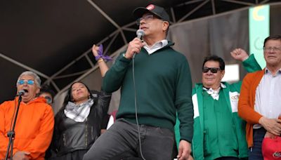 Petro republicó video de marcha en su contra como si fuera del 1° de mayo