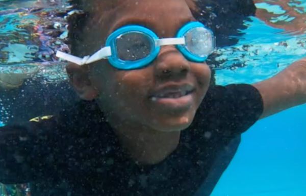School district making swimming lessons accessible for underserved communities