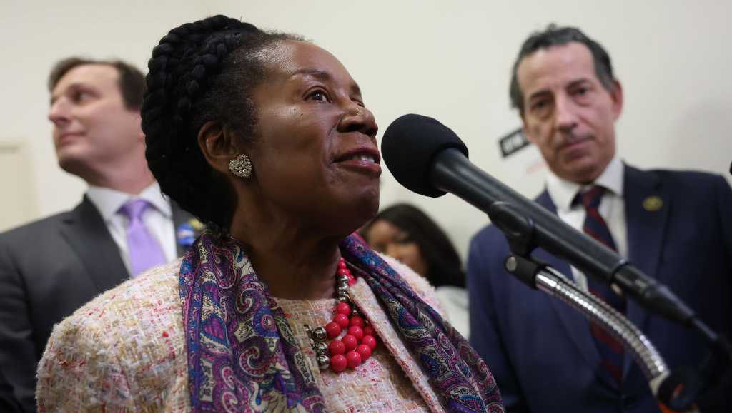 Longtime US Rep. Sheila Jackson Lee, of Texas, who had pancreatic cancer, has died