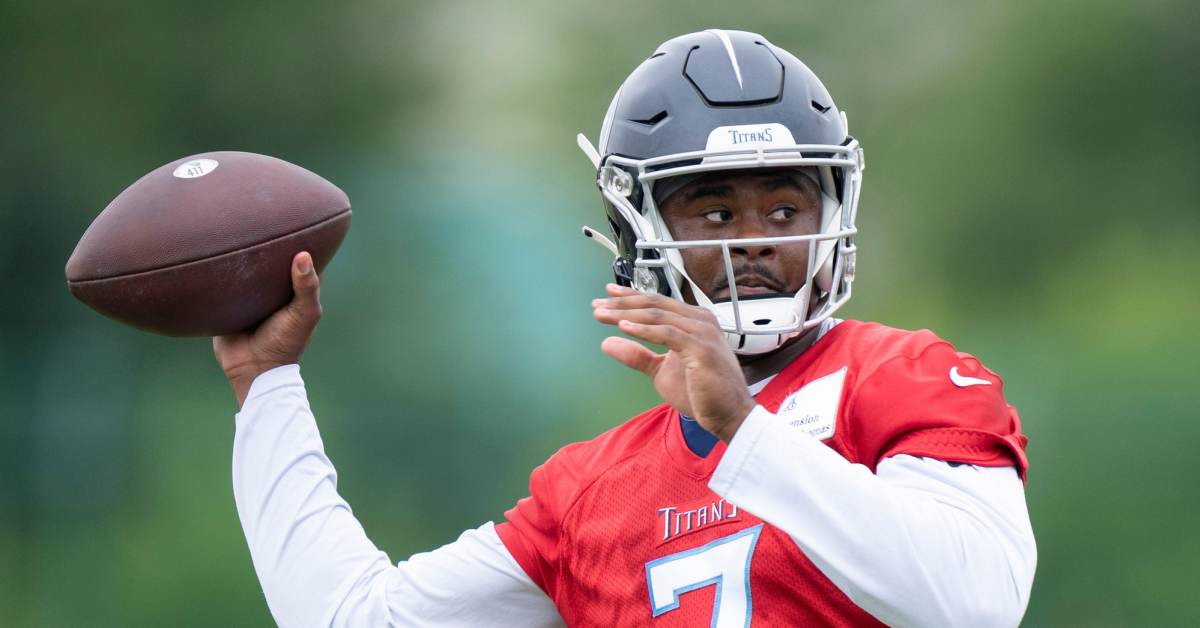 Titans' Backup Quarterback Competition Is A Battle to Watch