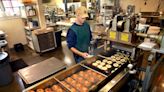Hot and fresh: Inside Edwards Apple Orchard's donut-making magic