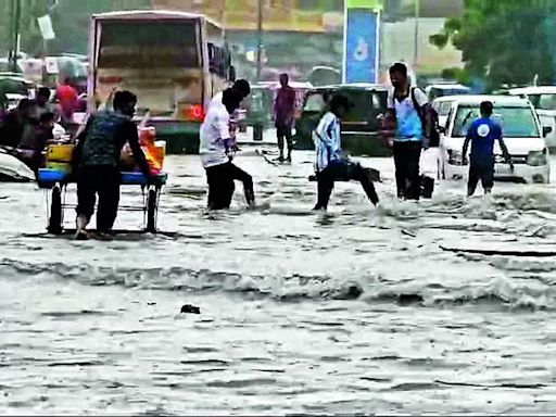 Heavy Rain and Waterlogging in Saurashtra and Kutch Regions | Rajkot News - Times of India