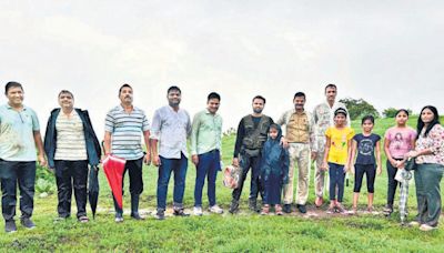 Panvel police rescue family of 8 lost in forest