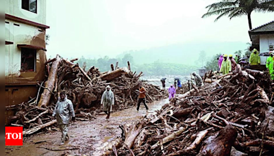 'My mother, brother and sister’s daughter are missing ... ': Wayanad's picture-perfect Mundakkai now a ghost village | Kochi News - Times of India