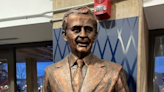 University of Connecticut honors Worcester coaching legend Dee Rowe with statue