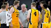 Career-high 24 points from Josh Dix lift Hawkeyes at Northwestern