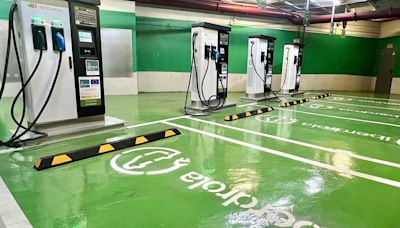 Iberdrola y Gran Vía Alicante ponen en marcha 32 plazas de recarga para vehículos eléctricos